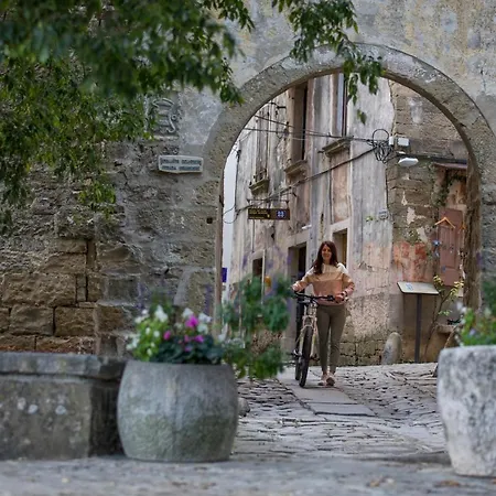 Ponte Porton Dining & krevet i doručak Groznjan