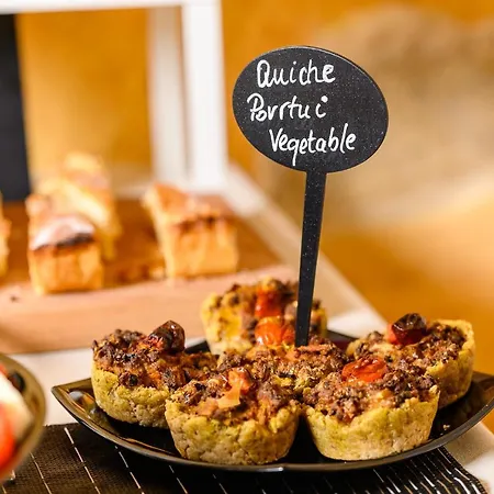 Ponte Porton Dining & Couette-café