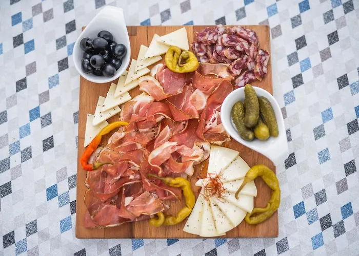 Ponte Porton Dining & Bed & Breakfast Grožnjan